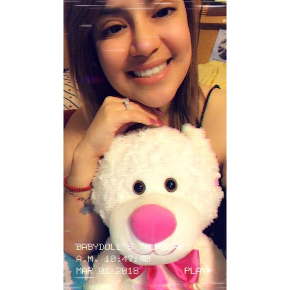 Meet your Posher, Ana